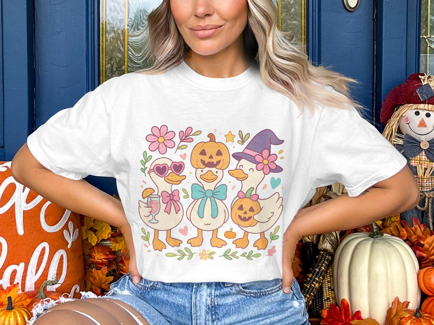Cute Halloween Pumpkin T-Shirt, Autumn Floral Graphic Tee, Women’s Casual Fall Fashion Top, Soft Cotton Shirt
