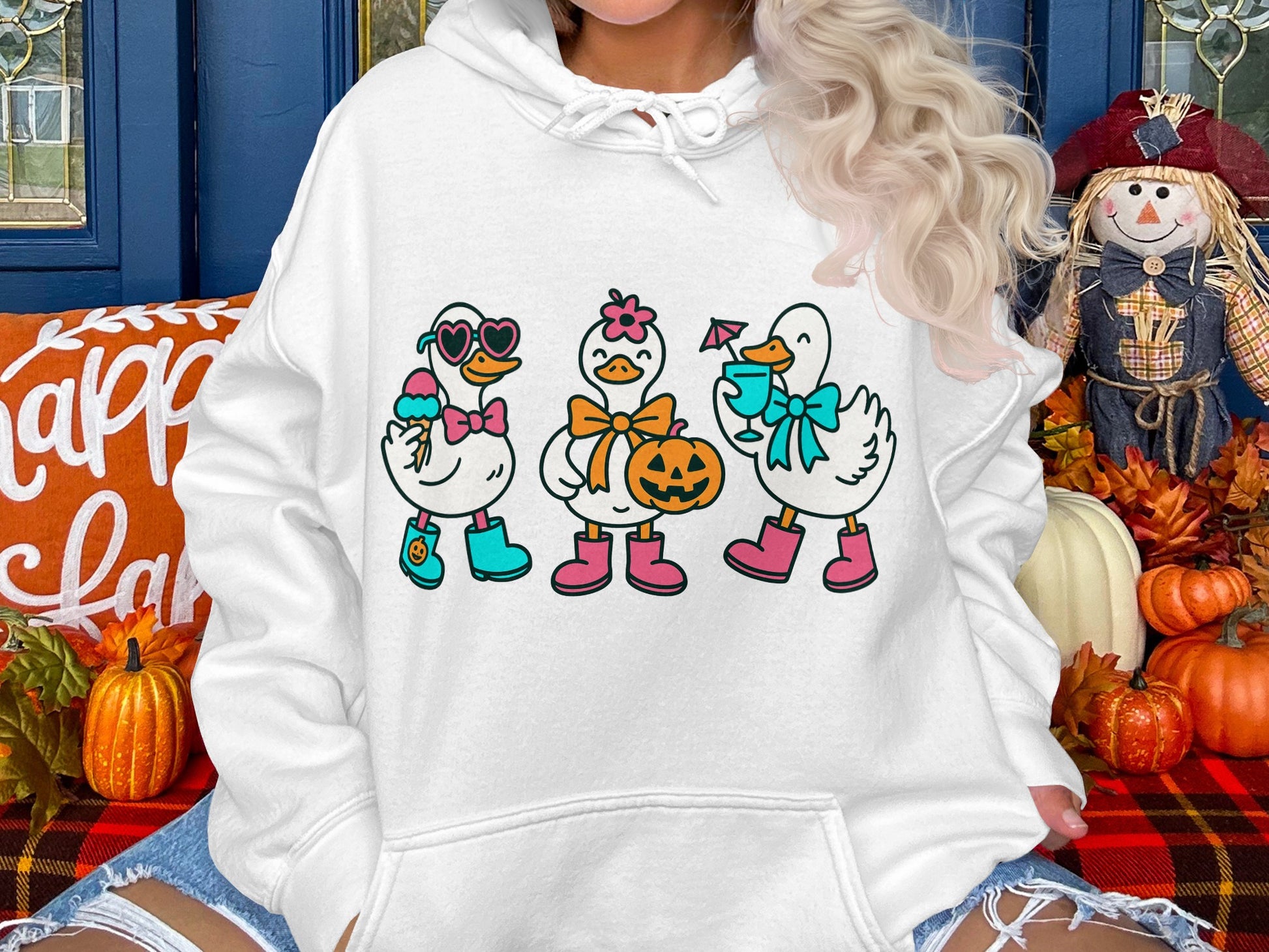Cute Autumn Ducks Hoodie, Fall Season Cartoon Ducks, Pumpkin, Women's White Sweatshirt