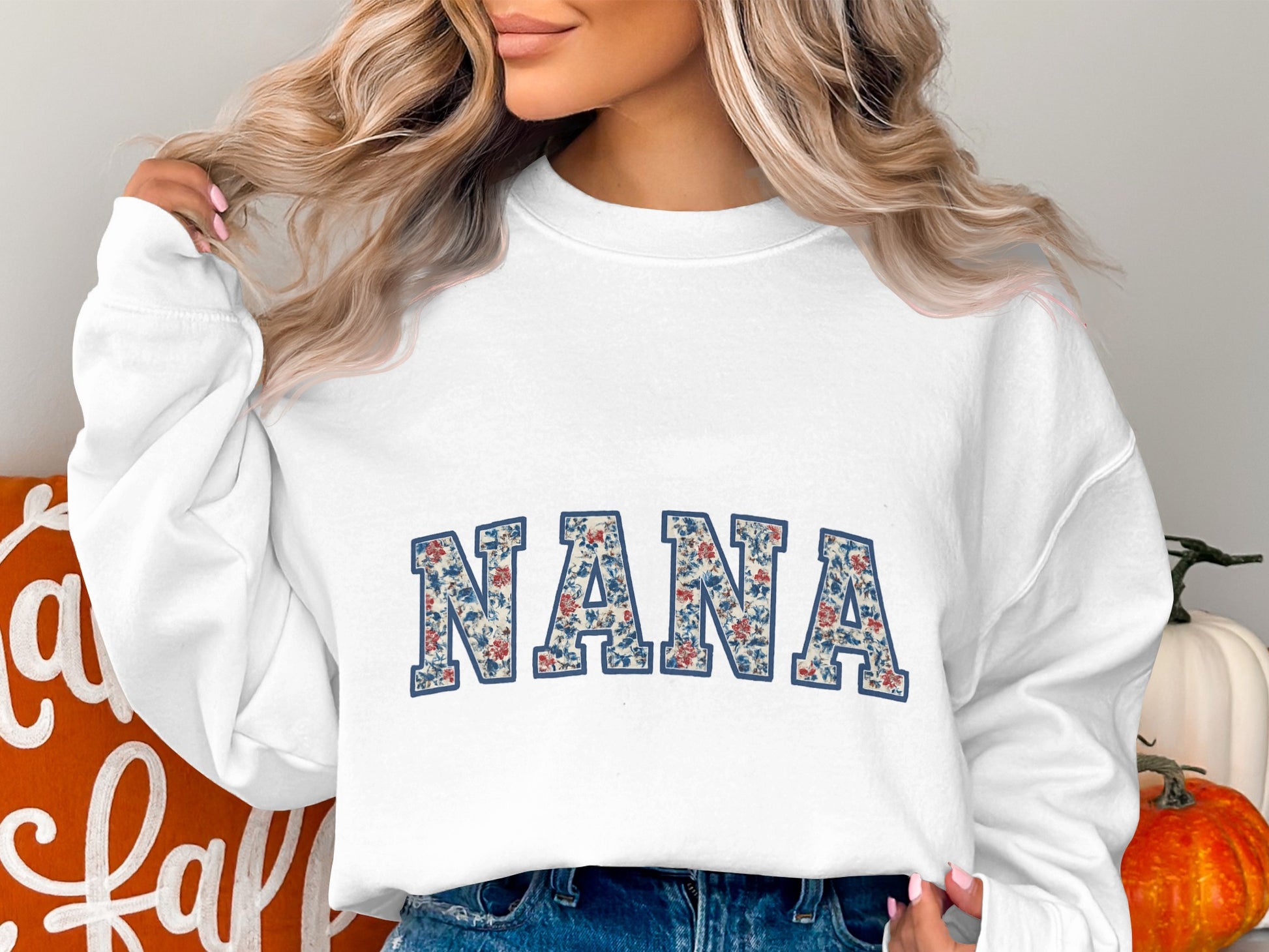 Nana Floral Print Sweatshirt, Cozy Women's Pullover, Cute Grandma Gift Idea, Personalized Typography Sweat Top
