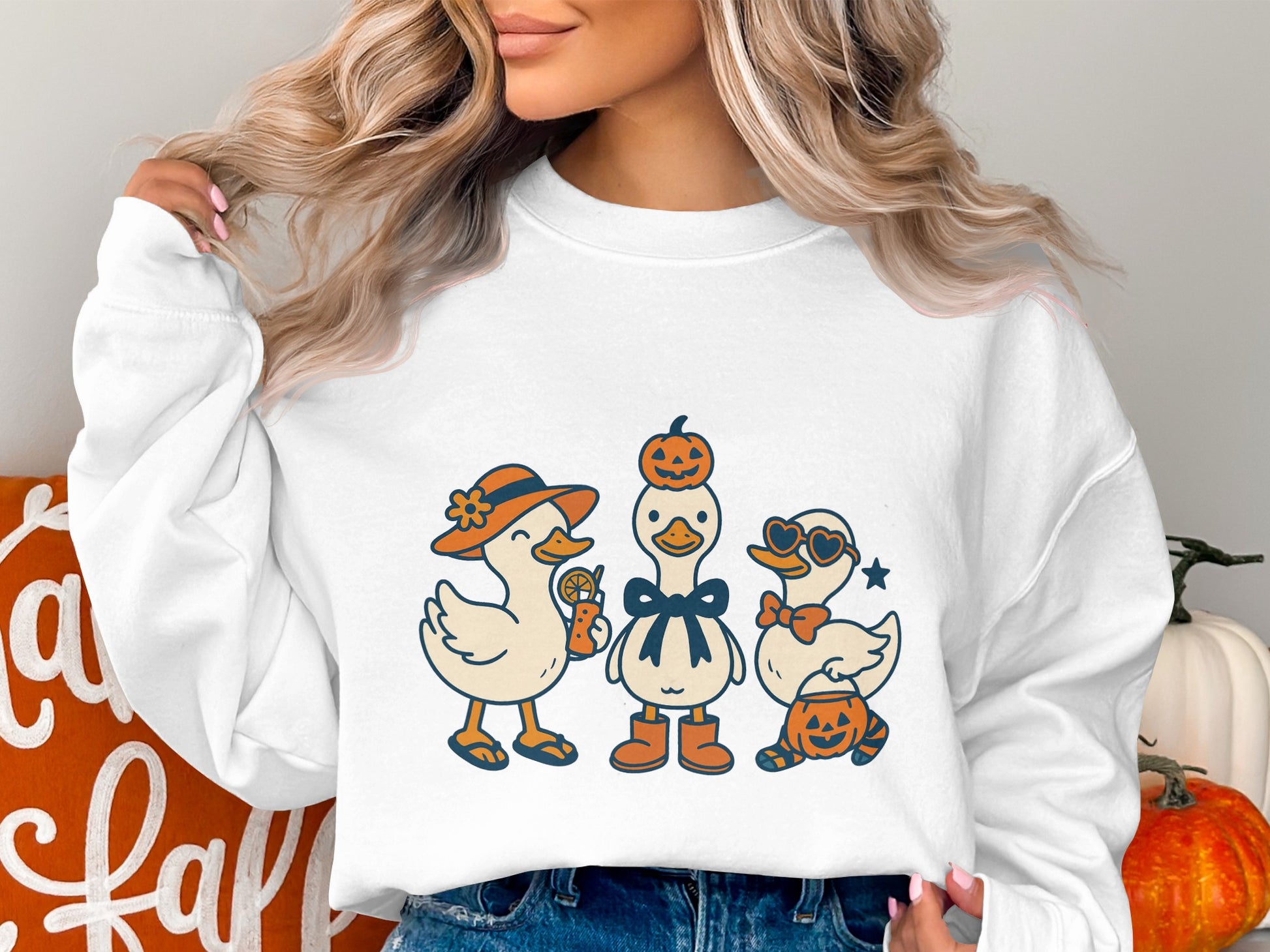 Cute Halloween Sweatshirt, Autumn Ducks Graphic, Pumpkin Duckling Crewneck, Women's Fall Fashion Top, Cozy Casual Apparel