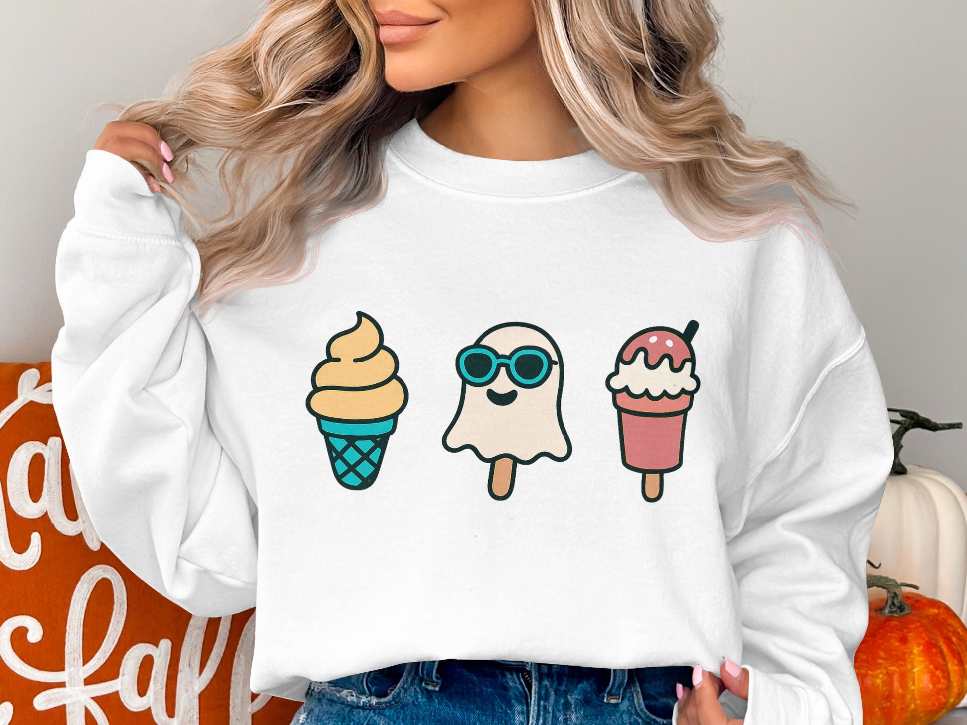 Cute Ice Cream Sweatshirt, Cartoon Dessert Print, Women's White Cozy Pullover, Casual Fall Fashion Top